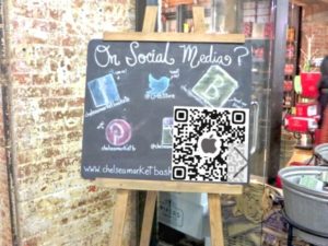 ＱＲコードの看板